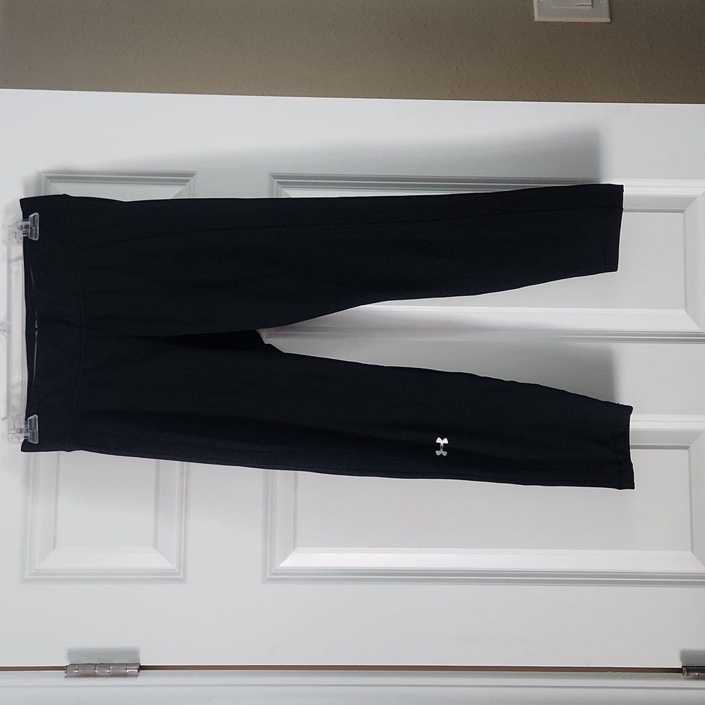 Under Armour athletic capris